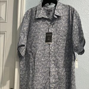 Van Heusen Men's Geometric Gray Blur Shirt Size XL